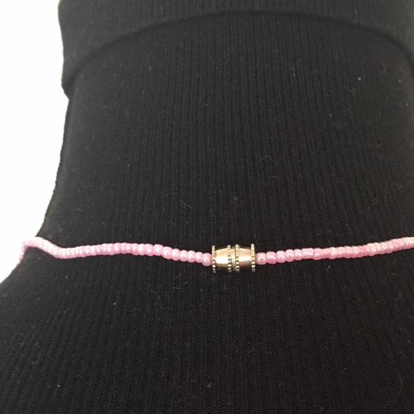 2-$10 Vintage Sea Shells & Beads Necklace - Picture 4 of 4